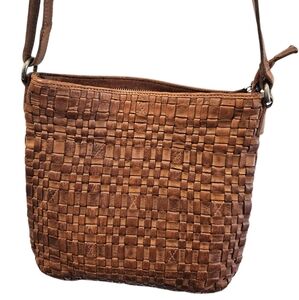 Vilenca Holland Crossbody Woven Genuine Leather Bag